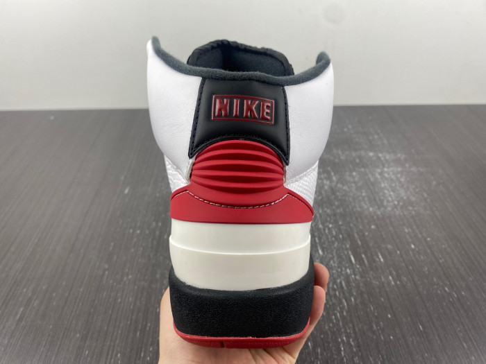 Air Jordan 2 OG "Chicago" DX2454-106 - Image 4
