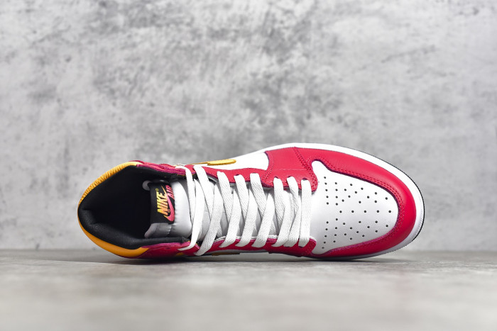 Air Jordan 1 retro high OG light fusion red 555088-603 - Image 3