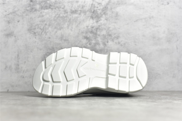 Alexander McQueen Sneaker AMQ-3168 - Image 4