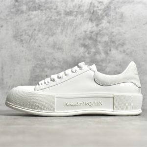 Alexander McQueen Sneaker AMQ-3151