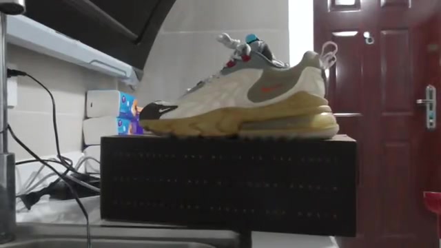 Customer Review: Travis Scott x Nike Air Max 270 React Cactus Trails