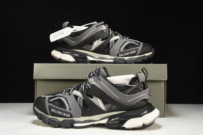 Balenciaga triple trainer BTT-090 - Image 3