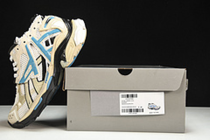 Balenciaga triple trainer BTT-087 - Image 3