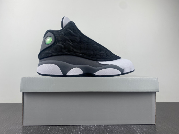 Air Jordan 13 DJ5982-060 - Image 4