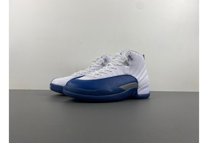Air Jordan 12 130690-113 - Image 2