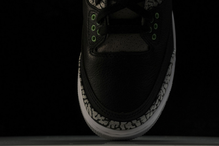 Air Jordan 3 Retro "Green" "Glow" CT8532-031 - Image 3