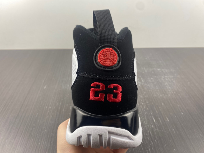 Air Jordan 9 302370-112 - Image 3