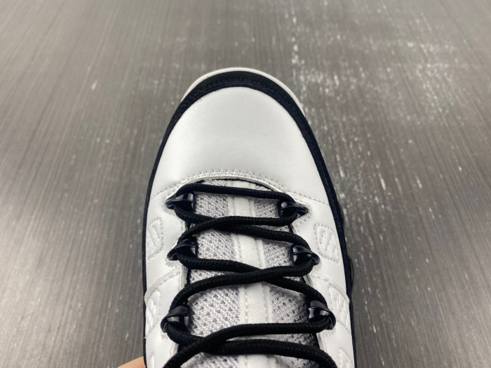 Air Jordan 9 302370-112 - Image 4