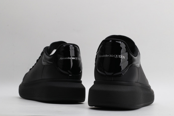 Alexander McQueen Sneaker AMS-043 - Image 4