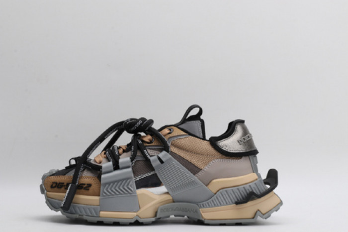 Dolce & Gabbana Sneakers DG-012