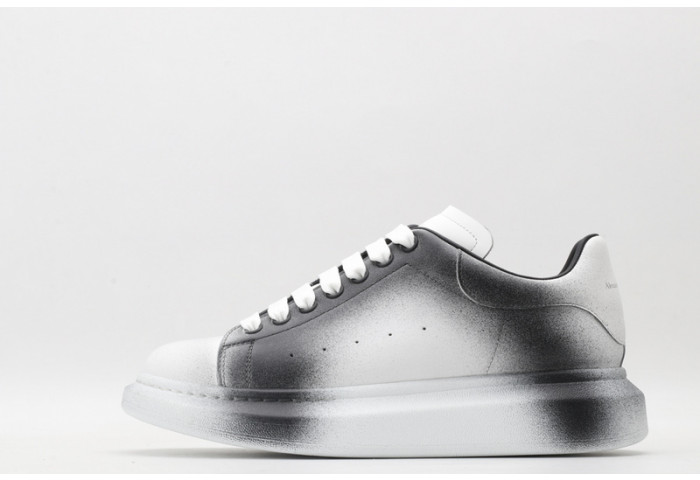 Alexander McQueen Sneaker AMS-079 - Image 2