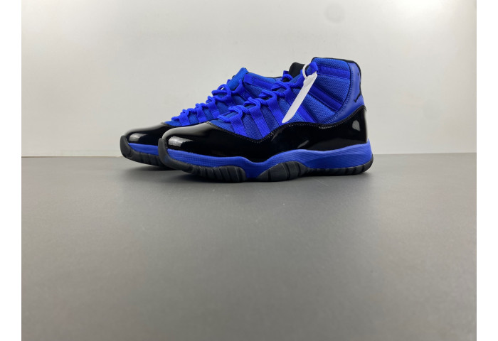Air Jordan 11 CT8012-400 - Image 2