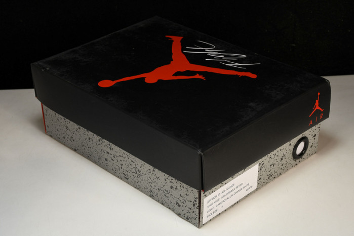 Air Jordan 4 aj4-1043525 - Image 4