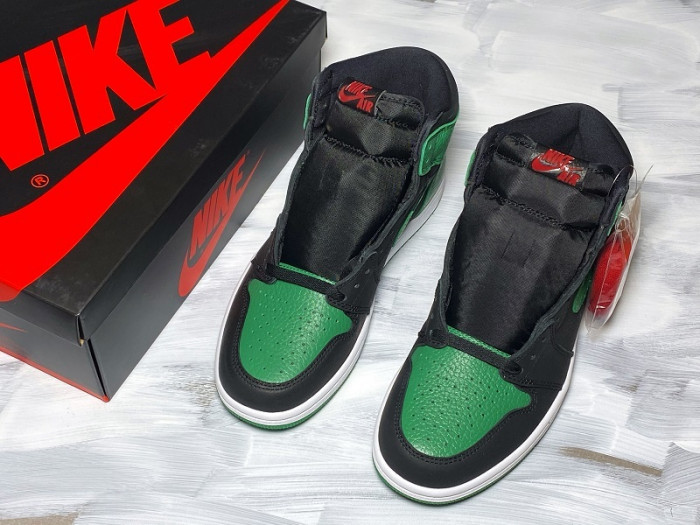 Air Jordan 1 retro high pine green black 555088-030 - Image 4