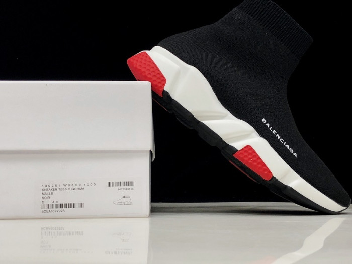 Balenciaga Speed trainer black red 530351 w05g0 1000 - Image 3