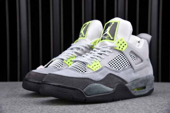 Air Jordan 4 retro SE 95 neon ct5342-007 - Image 4
