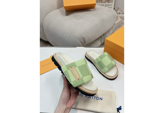 Louis Vuitton Sandals LV-170030 - Image 2