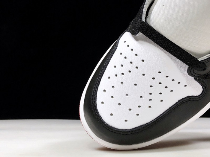 Air Jordan 1 retro black toe (2016) 555088-125 - Image 3
