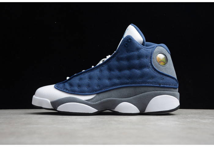 Air Jordan 13 retro cap and gown 414571-012 - Image 2