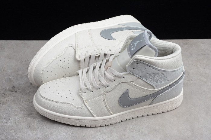 Air Jordan 1 mid light bone 852542-003 - Image 3