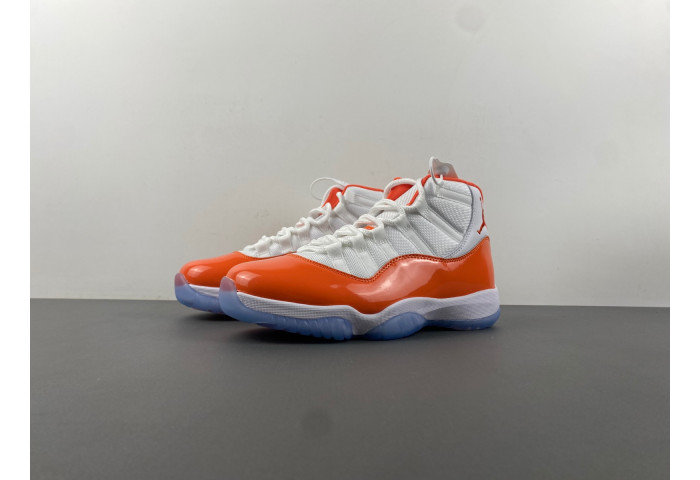 Air Jordan 11 378037-002 - Image 2