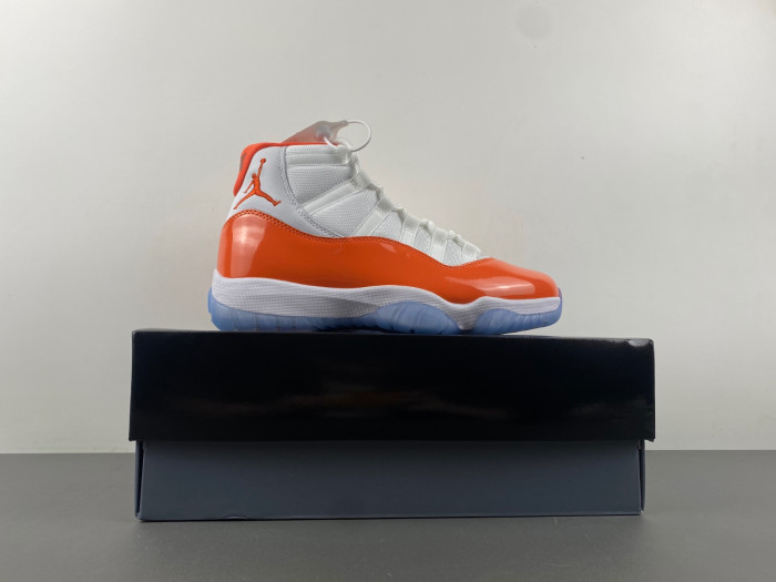 Air Jordan 11 378037-002 - Image 3