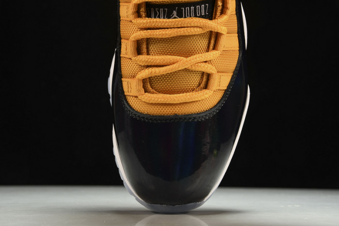 Air Jordan 11 Retro CT8012-118 - Image 4