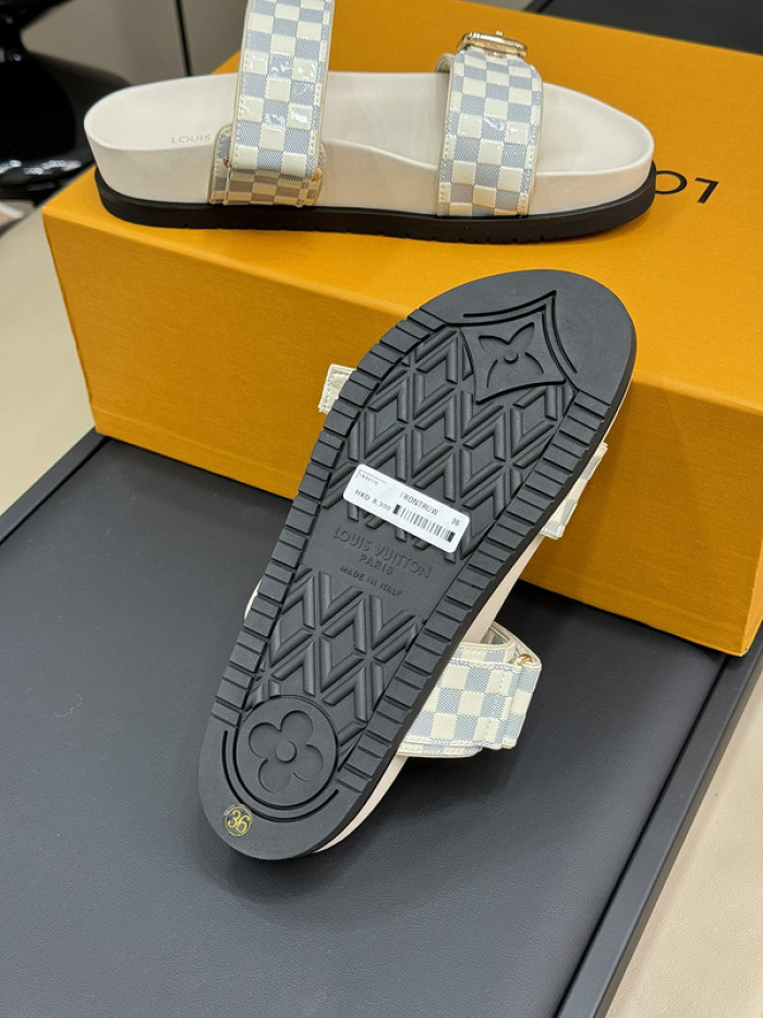 Louis Vuitton Sandals LV-170027 - Image 3