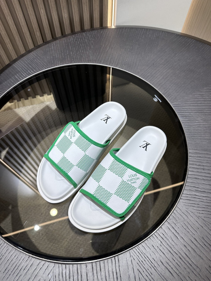 Louis Vuitton Sandals LV-170031