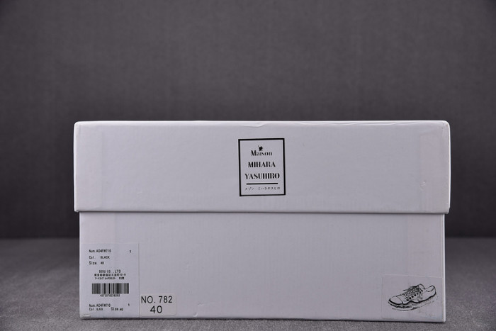Maison Mihara Yasuhiro MMY-042 - Image 3