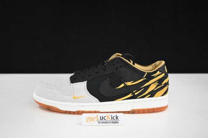 Nike dunk low year of the tiger dq5351-001