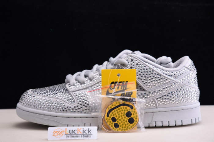 Nike dunk low cactus plant flea market pure platinum cz2670-001