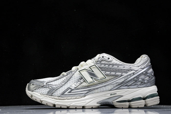 New Balance NB-118
