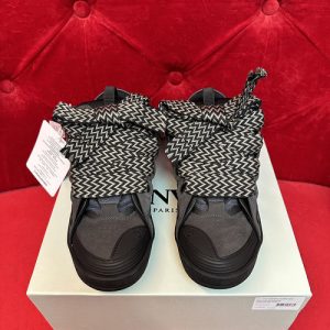 Lanvin Curb LC-012
