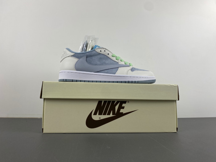 Travis Scott x Air Jordan 1 Low OG DM7866--888 - Image 4