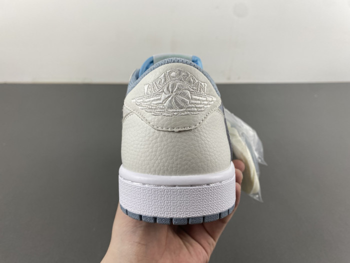 Travis Scott x Air Jordan 1 Low OG DM7866--888 - Image 3