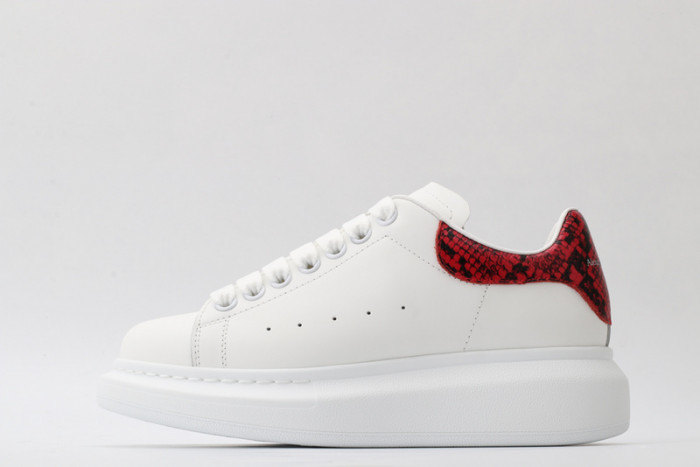 Alexander McQueen Sneaker AMS-047