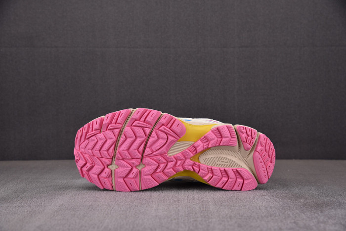 ASICS GEL 1012A978-100 - Image 4