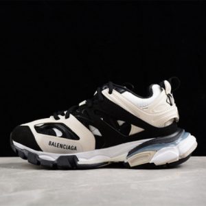 Balenciaga triple trainer BTT-137