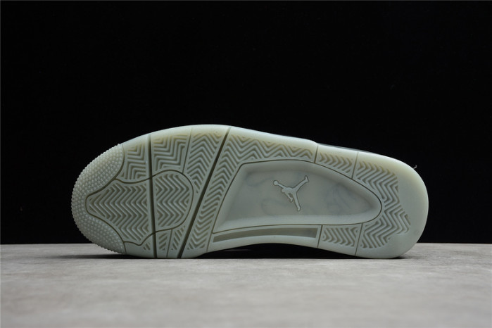 Air Jordan 4 retro kaws black 930155-001 - Image 4