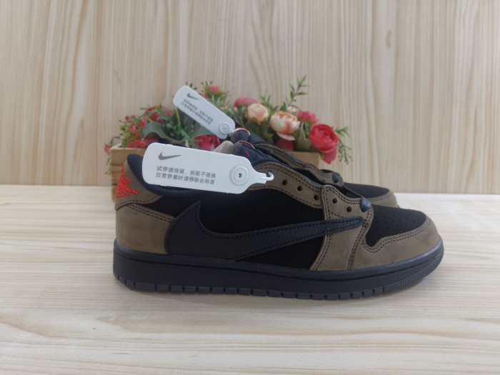 Travis Scott x Air Jordan 1 Low OG DM7866-202 - Image 4