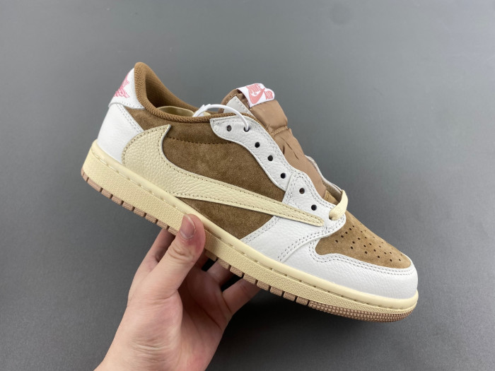 Travis Scott x Air Jordan 1 Low OG DM7866-106 - Image 3