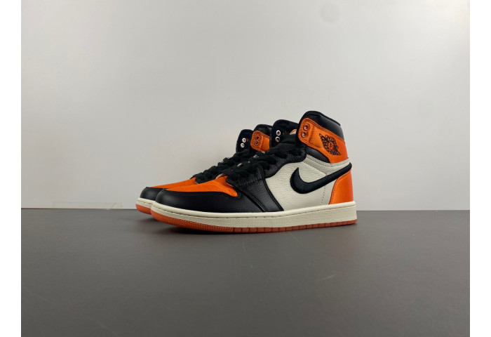Air Jordan 1 AV3725-010 - Image 2