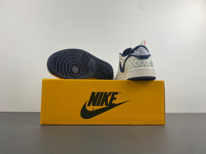 Travis Scott x Air Jordan 1 Low OG SJ2968-004 - Image 3