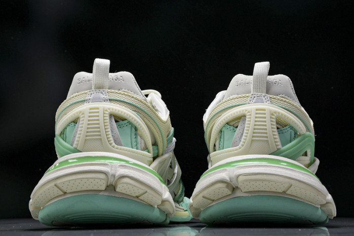 Balenciaga triple trainer BTT-181 - Image 4