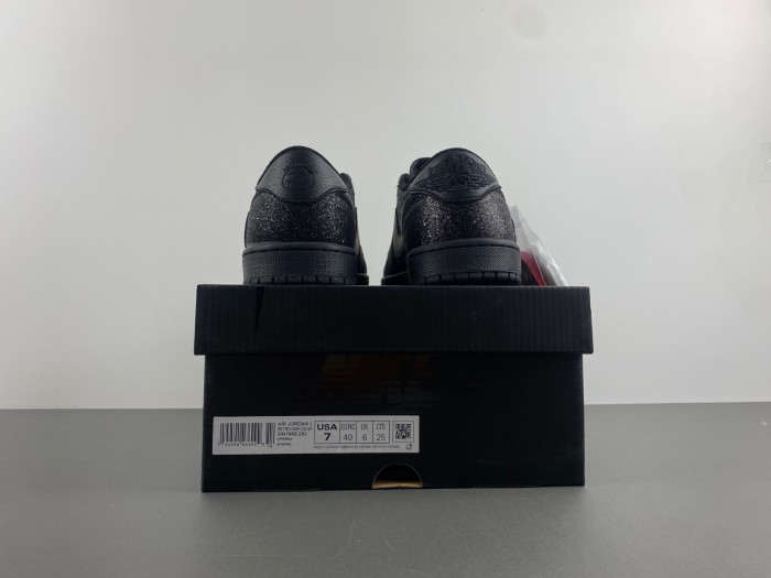 Travis Scott x Air Jordan 1 Low OG CM7866-282 - Image 3