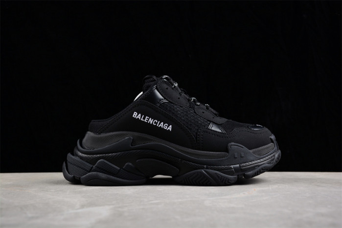 Balenciaga Triple S black clear sole btsbcs-034 - Image 4