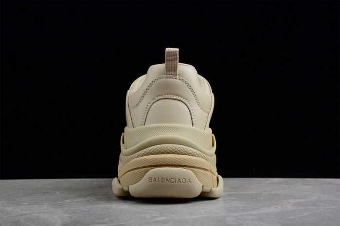 Balenciaga Triple S black clear sole btsbcs-002 - Image 3