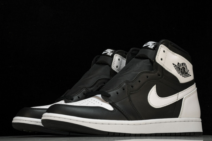 Air Jordan 1 High OG "Reverse" "Panda" DZ5485-010 - Image 3