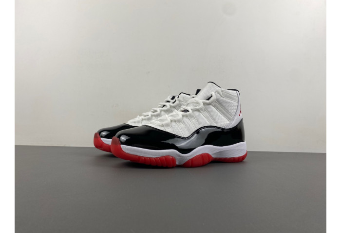Air Jordan 11 CT8012-106 - Image 2